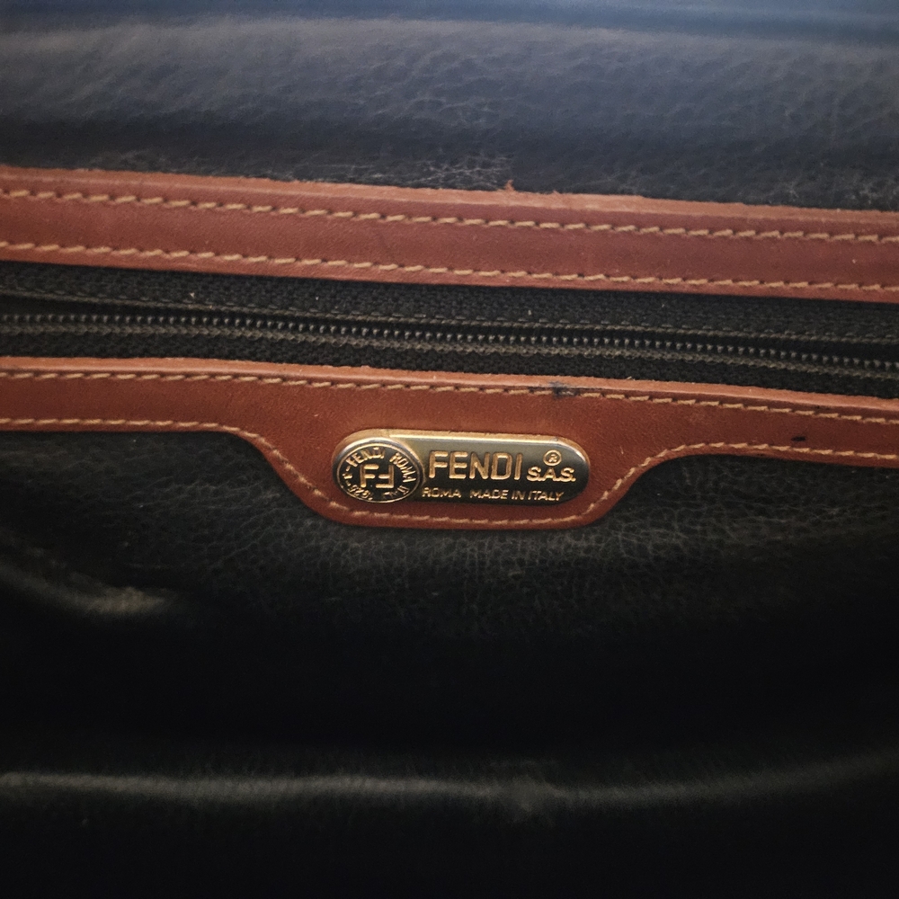 Vintage Fendi Pequin Bag. - Picture 6 of 6
